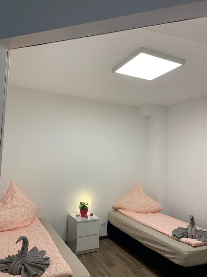 Central Private Rooms In Popular Neighborhood! Köln Exteriör bild
