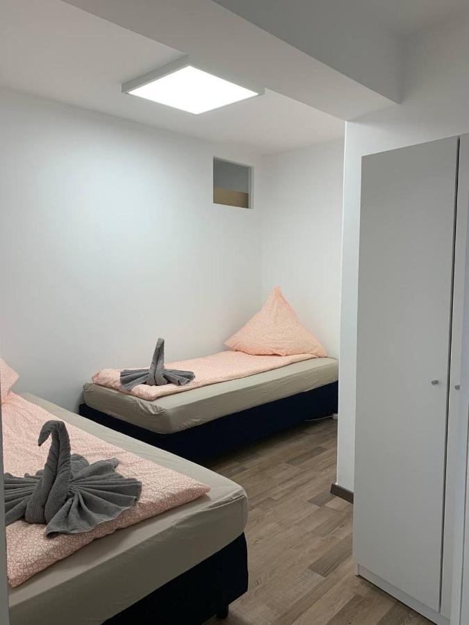 Central Private Rooms In Popular Neighborhood! Köln Exteriör bild