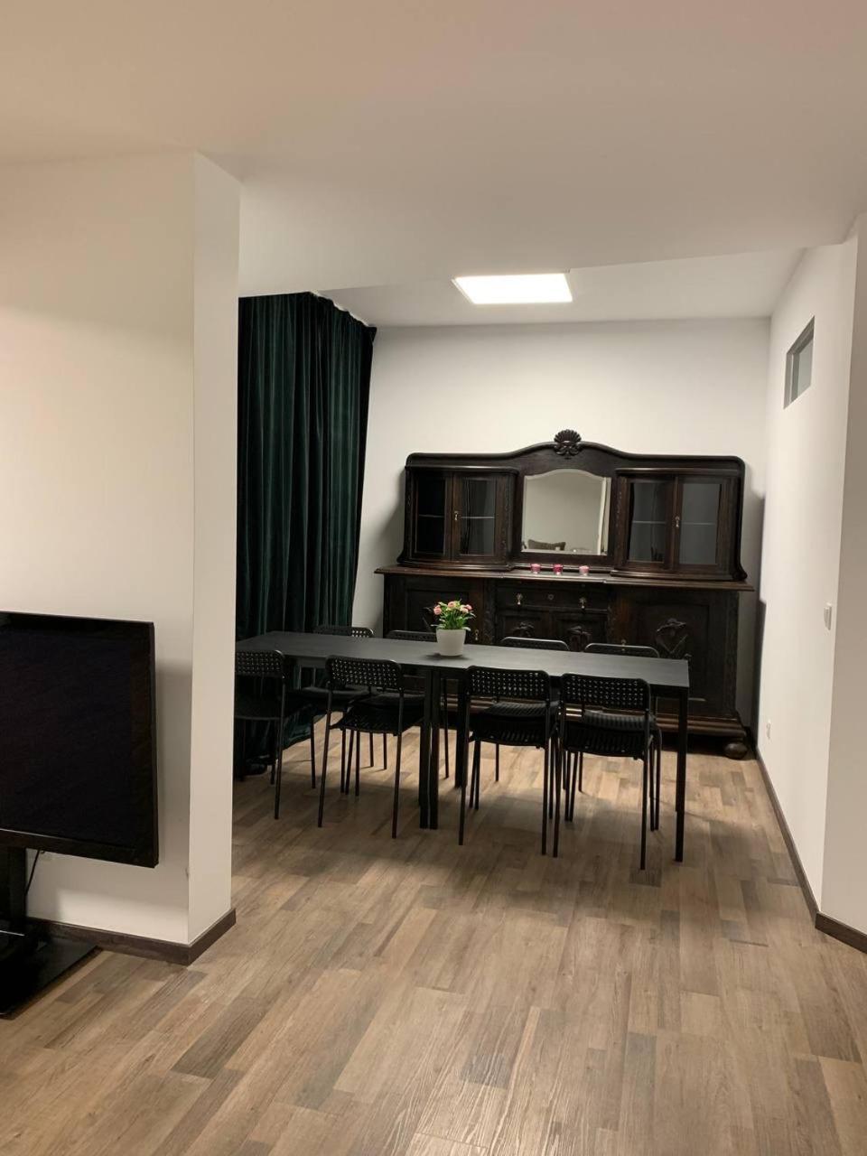 Central Private Rooms In Popular Neighborhood! Köln Exteriör bild