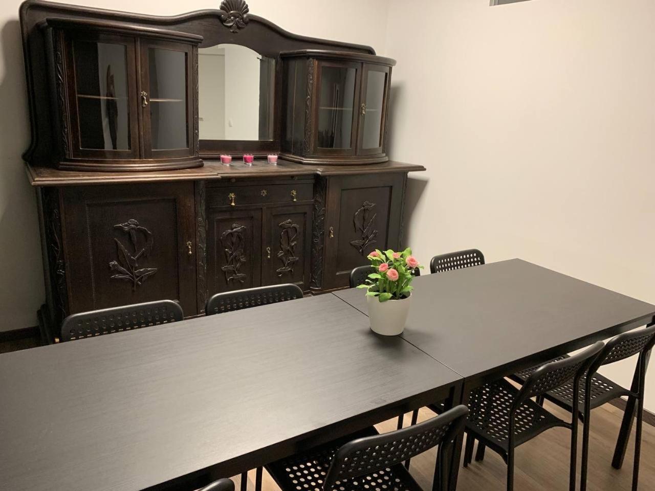 Central Private Rooms In Popular Neighborhood! Köln Exteriör bild