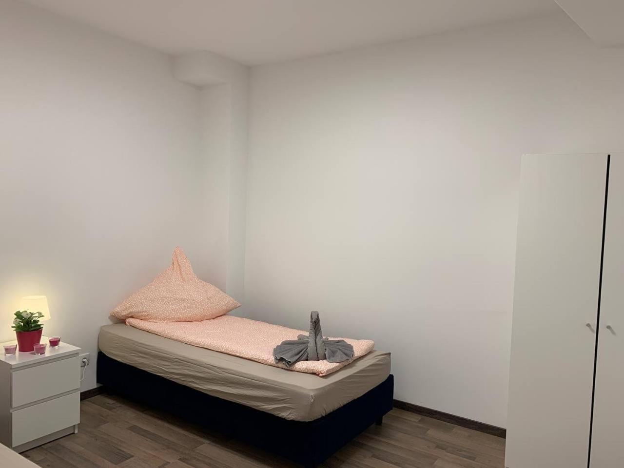Central Private Rooms In Popular Neighborhood! Köln Exteriör bild